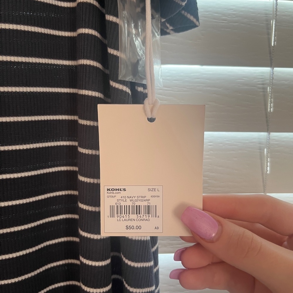 TSHIRT DRESS!๐ - Picture 2 of 6